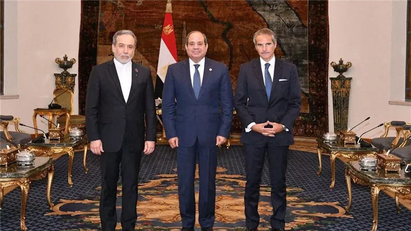 الرئيس السيسى يبحث مع وزير خارجية إيران ومدير الوكالة الدولية للطاقة الذرية سبل التعاون