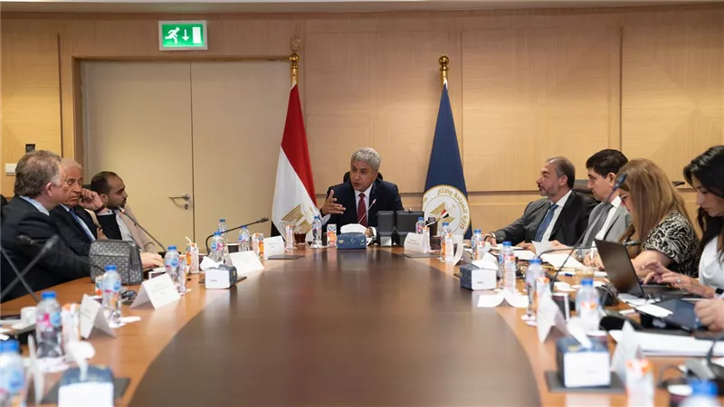 ​وزير السياحة يبحث مع «NG Hotels Group» التركية فرص الاستثمار بمصر