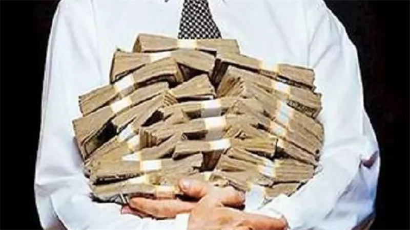 تحقيقات موسعة حول جمع مستريح جديد ملايين الجنيهات بعوائد استثمارية وهمية