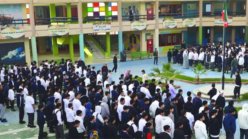 أولياء الأمور يشكرون وكيل وزارة التربية والتعليم على رسم البسمة على وجوه أبنائهم قبل بداية العام الدراسي