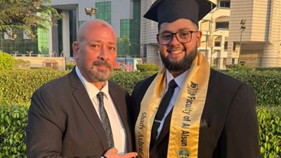المدير العام لـ«بلدنا اليوم» يهنئ نجل شقيقه لتخرجه من كلية الألسن