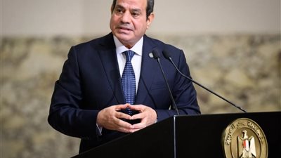 الرئيس السيسي يهنئ الرئيس الانتقالي لجمهورية مالي بيوم الاستقلال