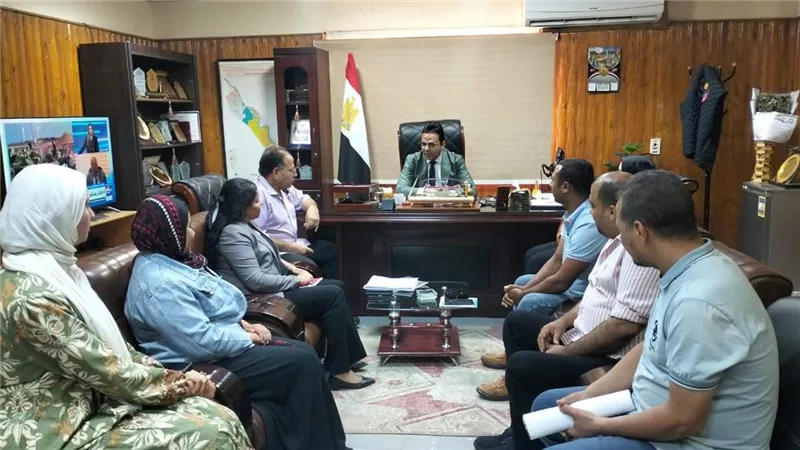 وكيل صحة سوهاج يستقبل فريق الأمراض المعدية بالوزارة