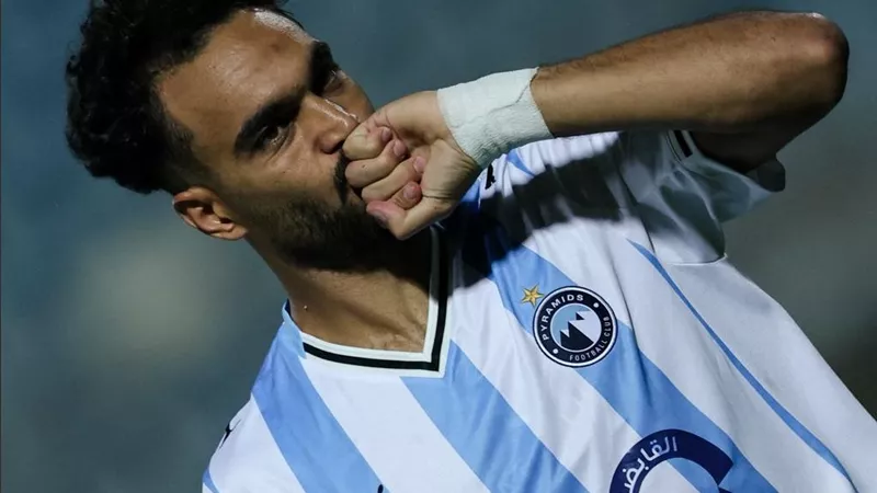 مصطفى زيكو يعود لقائمة بيراميدز أمام الجونة فى الدورى