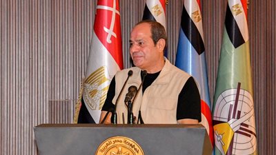 الرئيس السيسي يتفقد الأكاديمية العسكرية المصرية داخل القيادة الاستراتيجية 