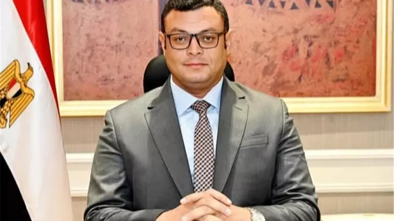 وزير الإسكان يصدر 12 قرارا لإزالة التعديات ومخالفات البناء ببني مزار الجديدة والساحل الشمالي 