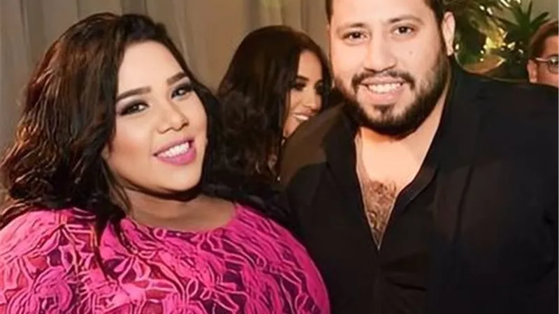 بعد عودة قصيرة... أنباء عن انفصال جديد بين شيماء سيف ومحمد كارتر
