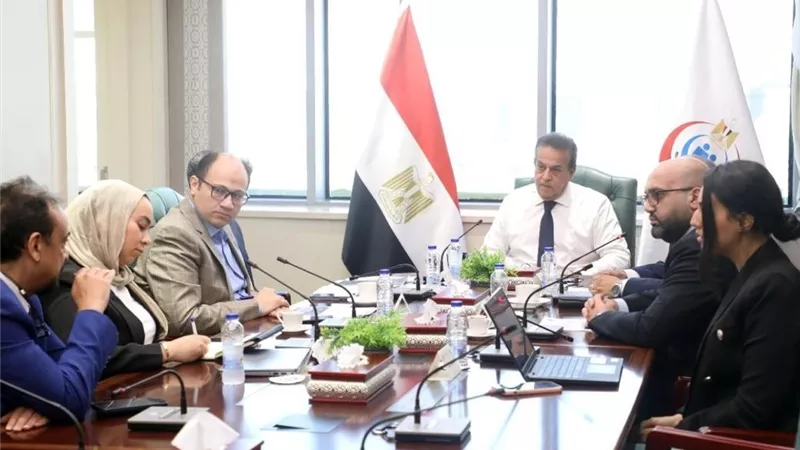 الصحة: اجتماع لمتابعة تطوير الرعايات والحضانات والطوارئ بجميع المحافظات