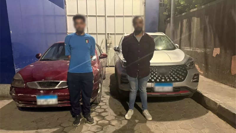  الداخلية تكشف تفاصيل ضبط قائدي سيارتين عطلوا المرور بالقاهرة