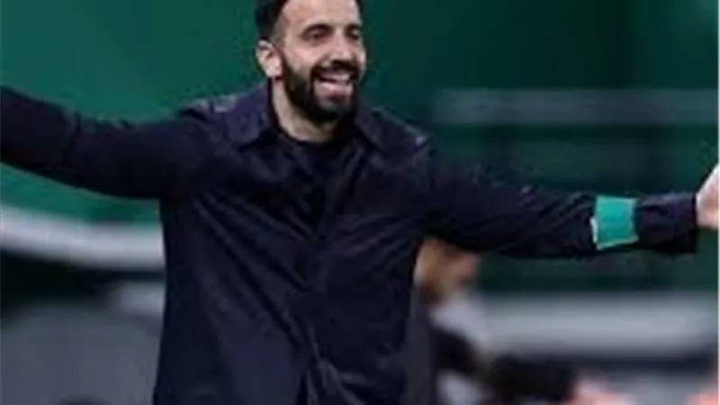  لخلافة رويبن أموريم .. مانشستر يونايتد يحدد 3 مدربين مرشحين لتولي المهمة