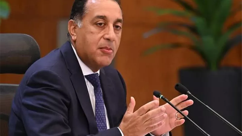 رئيس الوزراء يعلن وضع استراتيجية متكاملة للنهوض بصناعة الحديد والصلب في مصر