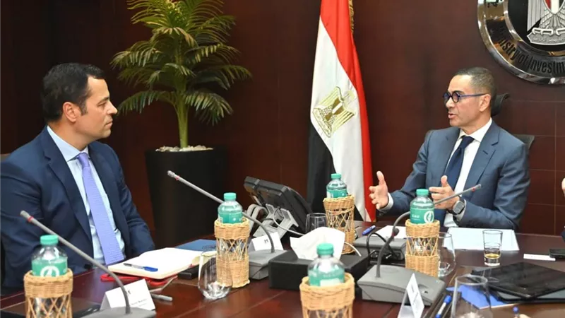 وزير الاستثمار يستعرض مع وفد صندوق النقد الدولي برامج الإصلاح الاقتصادي والتجاري في مصر