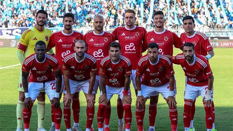 القمة 131.. تعرف على تشكيل الأهلي الرسمي أمام الزمالك في الدوري