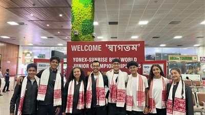 منتخب ناشئي الريشة الطائرة يصل الهند استعدادًا لبطولة العالم تحت 19 سنة