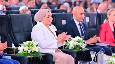 السيدة انتصار السيسي: التعليم الفني أحد أعمدة بناء الوطن وشباب مصر مصدر فخر