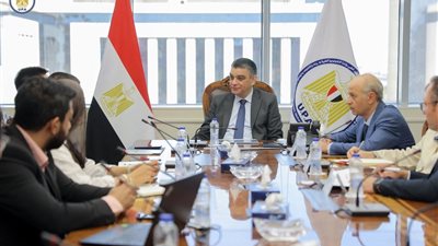 رئيس الشراء الموحد يبحث مع وفد «هواوي» التعاون في تطبيقات الذكاء الاصطناعي 