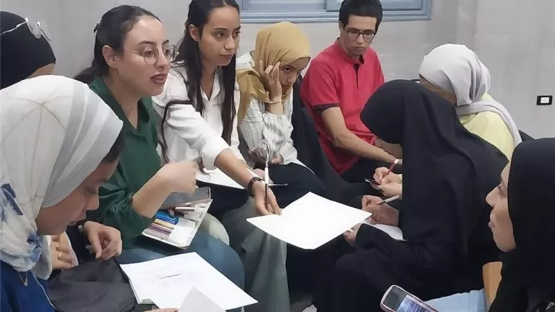 تنظيم ندوات توعوية عن مخاطر الهجرة غير الشرعية لتعزيز وعي الشباب بالبدائل الآمنة بالمنيا