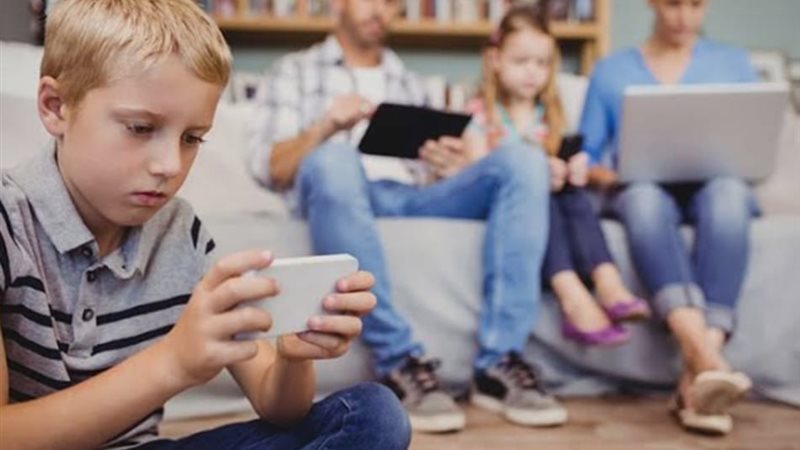 ابتعاد الأبناء عن