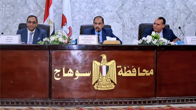 إجتماع تنسيقي مشترك لمحافظ سوهاج وقنا لمناقشة برنامج التنمية المحلية بالصعيد
