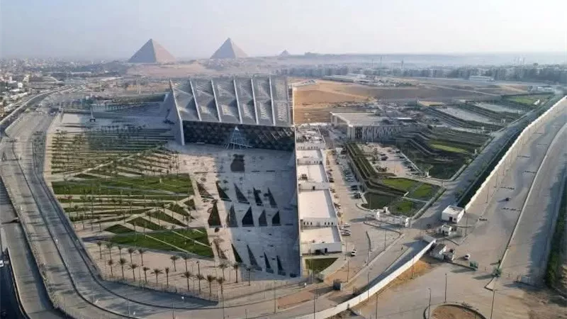 انقطاع مؤقت في خدمات الاتصالات بمحاور القاهرة بسبب نقل كوابل الألياف الضوئية