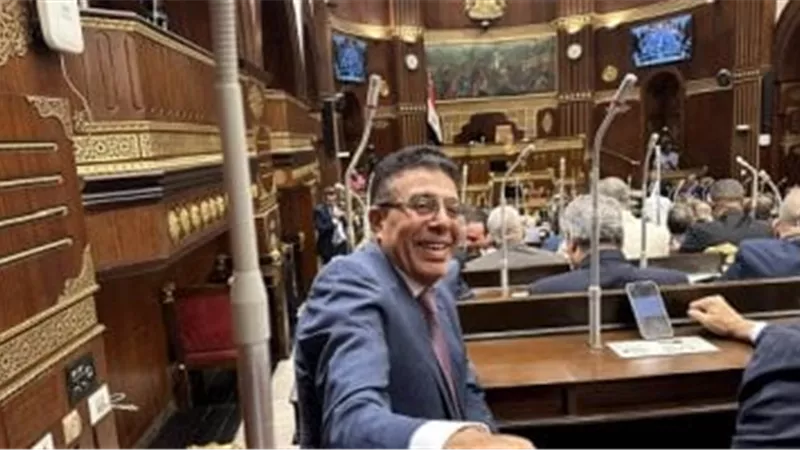   الكاتب الصحفي عماد الدين حسين يعلن انتهاء فترته في مجلس الشيوخ