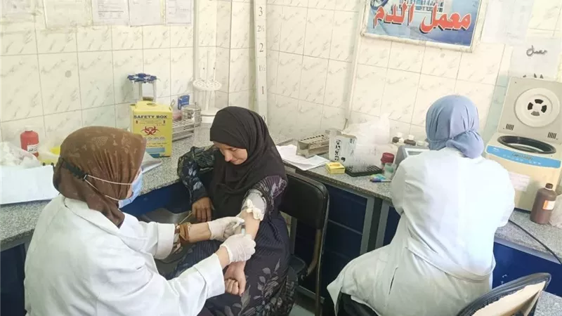 محافظ المنيا: الدولة تولي اهتماما كبيرا بصحة المرأة ضمن المبادرات الرئاسية 
