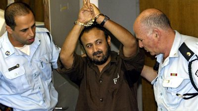 البرغوثي وسلاح المقاومة.. ألغام تهدد بنسف الخطة الأمريكية لإنهاء حرب غزة 