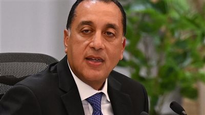 رئيس الوزراء يتلقى مكالمة هاتفية من نظيره الجزائري لبحث سبل تعزيز العلاقات الثنائية