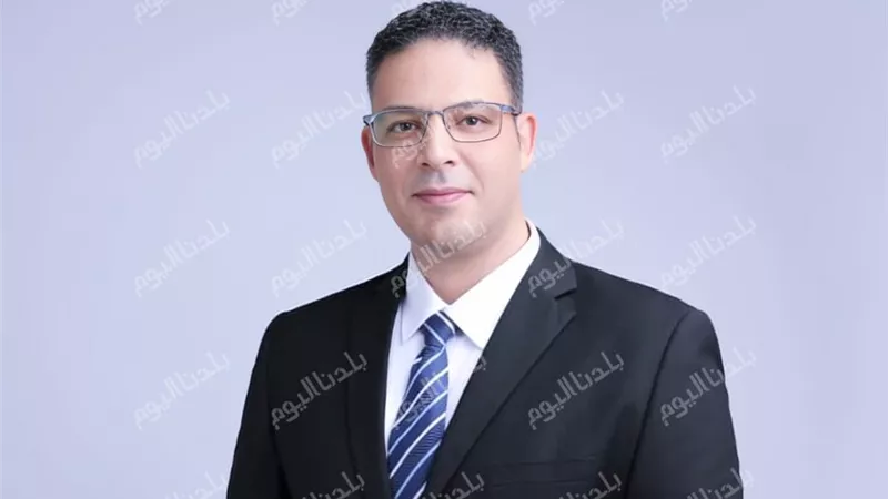 قيادي بحزب ”المصريين“: السيسي يسير على خطى أبطال أكتوبر في بناء الجمهورية الجديدة