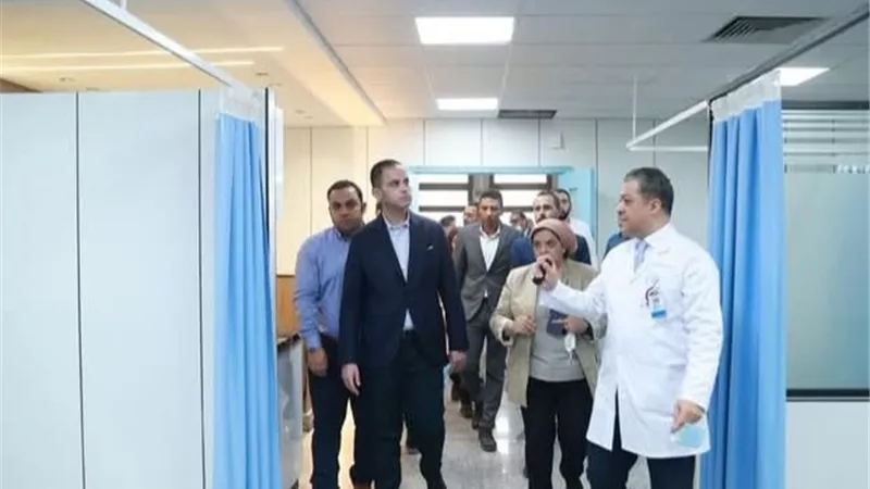 جولة ميدانية لنائب وزير الصحة بالدقهلية لمتابعة جاهزية المستشفيات وتطوير المعهد الفني الصحي