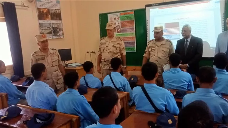 مدير تعليم طهطا يستقبل قائد قطاع الجنوب للمدارس العسكرية بسوهاج