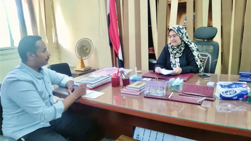 حملات تفتيشية لقوى العمل في سوهاج لمراجعة أجور العمال وضمان حقوقهم