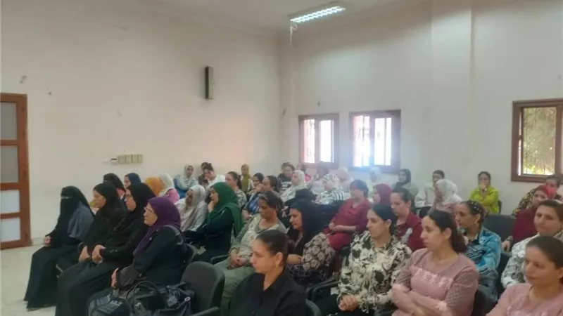 محافظ المنيا: الدولة تولي اهتماماً كبيراً بتمكين المرأة ودعم الأسرة المصرية 