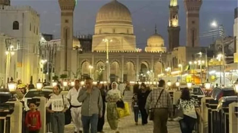 طنطا تتزين لاستقبال زوار مولد السيد البدوي