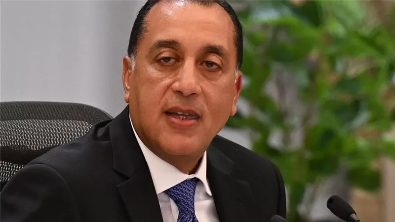 رئيس الوزراء يلتقي رابطة رجال الأعمال القطريين لتعزيز الاستثمارات المشتركة