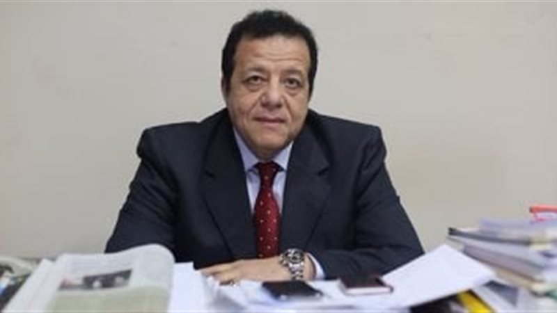 د.عاطف عبد اللطيف