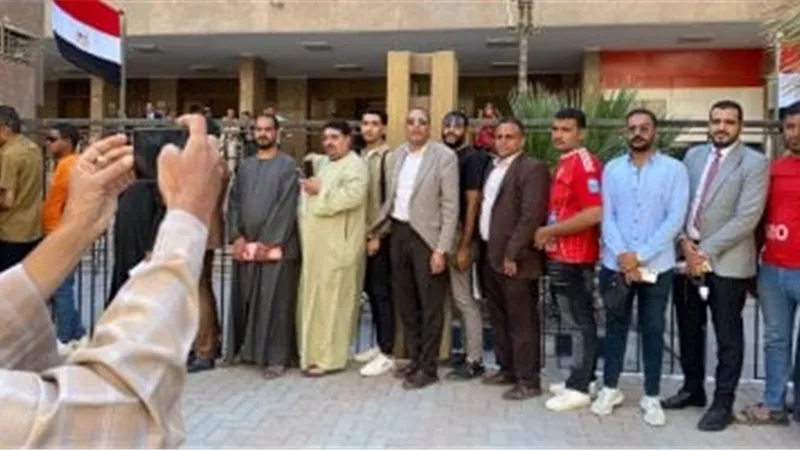 تنافس قوي بين المرشحين في اليوم الأخير من فتح باب الترشح لانتخابات النواب