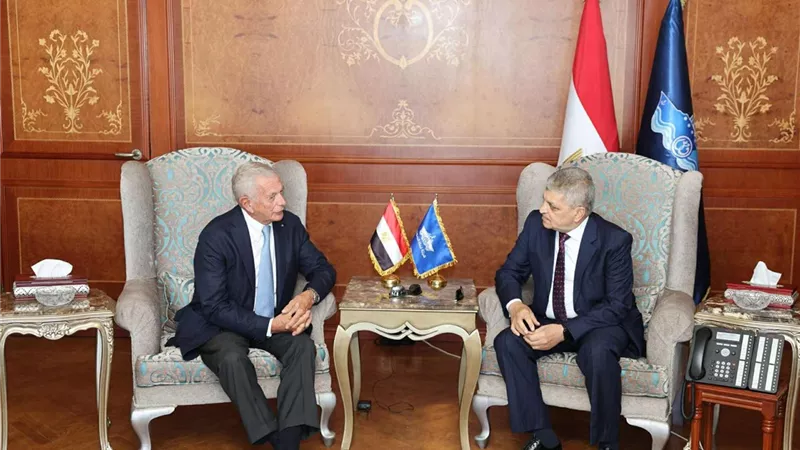 بدء تصدير القاطرات المصرية لإيطاليا.. إنجاز جديد لقناة السويس.. إيه الحكاية؟