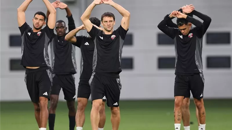 قبل موقعة الليلة.. ماذا يحتاج منتخب الإمارات من أجل التأهل لبطولة كأس العالم؟