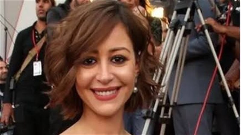 منة شلبي 