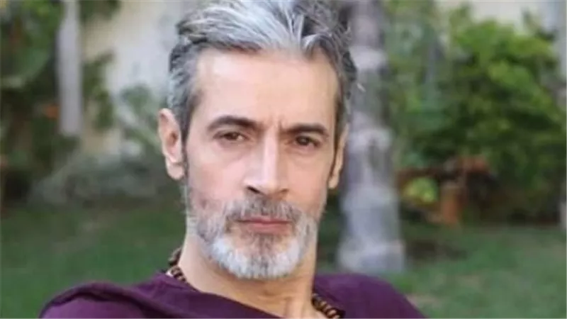 محمد سليمان يعلق بطرافة على غلاء البنزين: 