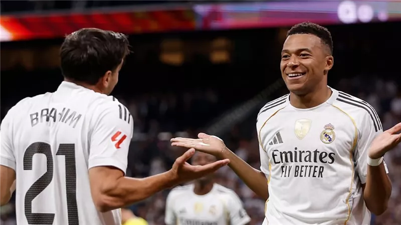 مبابي يقود هجوم نادي ريال مدريد أمام خيتافي في الليجا