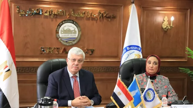 لتعزيز التعليم والبحث العلمي.. وزير التعليم العالي يترأس اجتماع خبراء برنامج إيراسموس