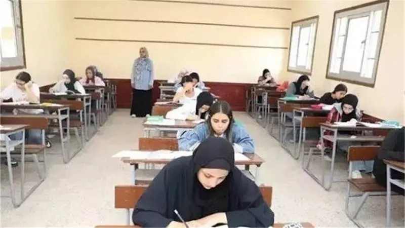 سهولة الوصول للتقييمات الأسبوعية.. وزارة التربية والتعليم توفرها إلكترونيًا لطلاب صفوف النقل