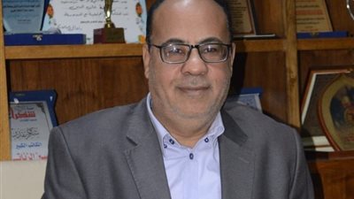 رحيل خالد أبو الروس.. صوت الحرية ونبض الكلمة الصادقة