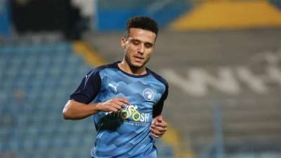 مصطفى محمد يجري جراحه ناجحه في الترقوة 