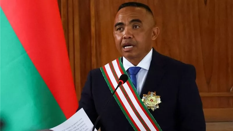 رئيس مدغشقر الجديد: البلاد على حافة الانهيار ونحتاج إلى دعم دولي عاجل
