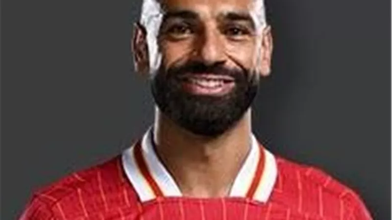 بعد أزمة حذف الصورة.. أندية العالم تراقب مصير محمد صلاح مع ليفربول