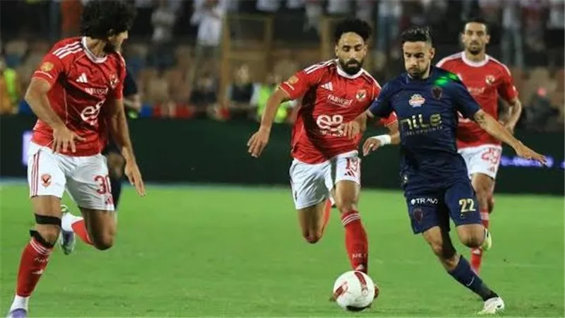 الأهلي يتصدر دوري نايل بعد فوز الجولة الحادية عشر واستغلال غياب الزمالك