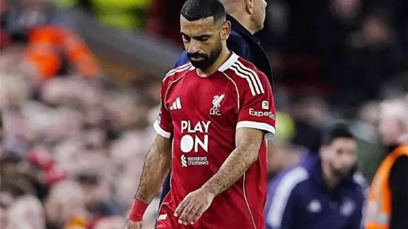 مواجهة جديدة لسلوت أمام برينتفورد.. قرارات صعبة بشأن محمد صلاح وتحديات في تشكيل ليفربول
